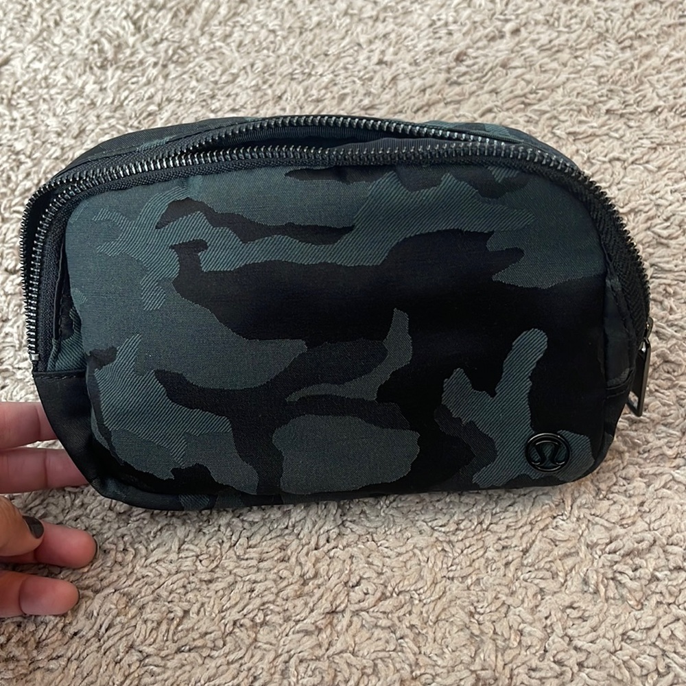 Camo Lululemon belt bag